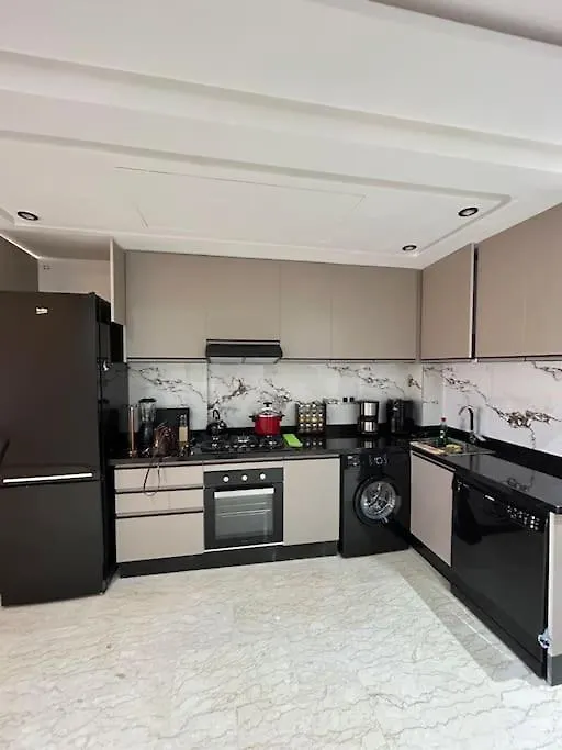 Bel Appartement Au Centre-Ville مراكش المغرب