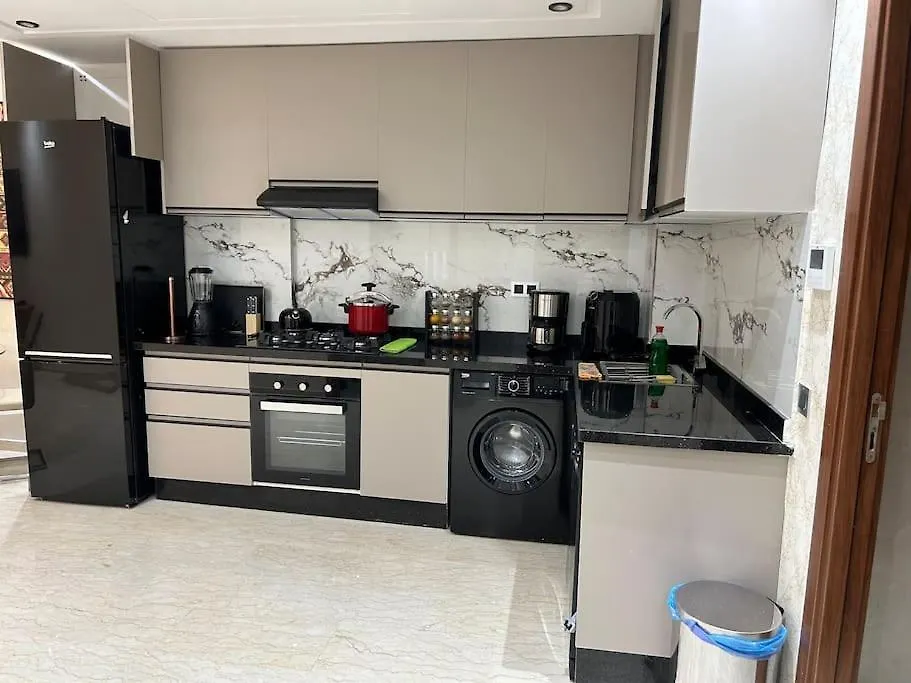 شقة Bel Appartement Au Centre-Ville مراكش